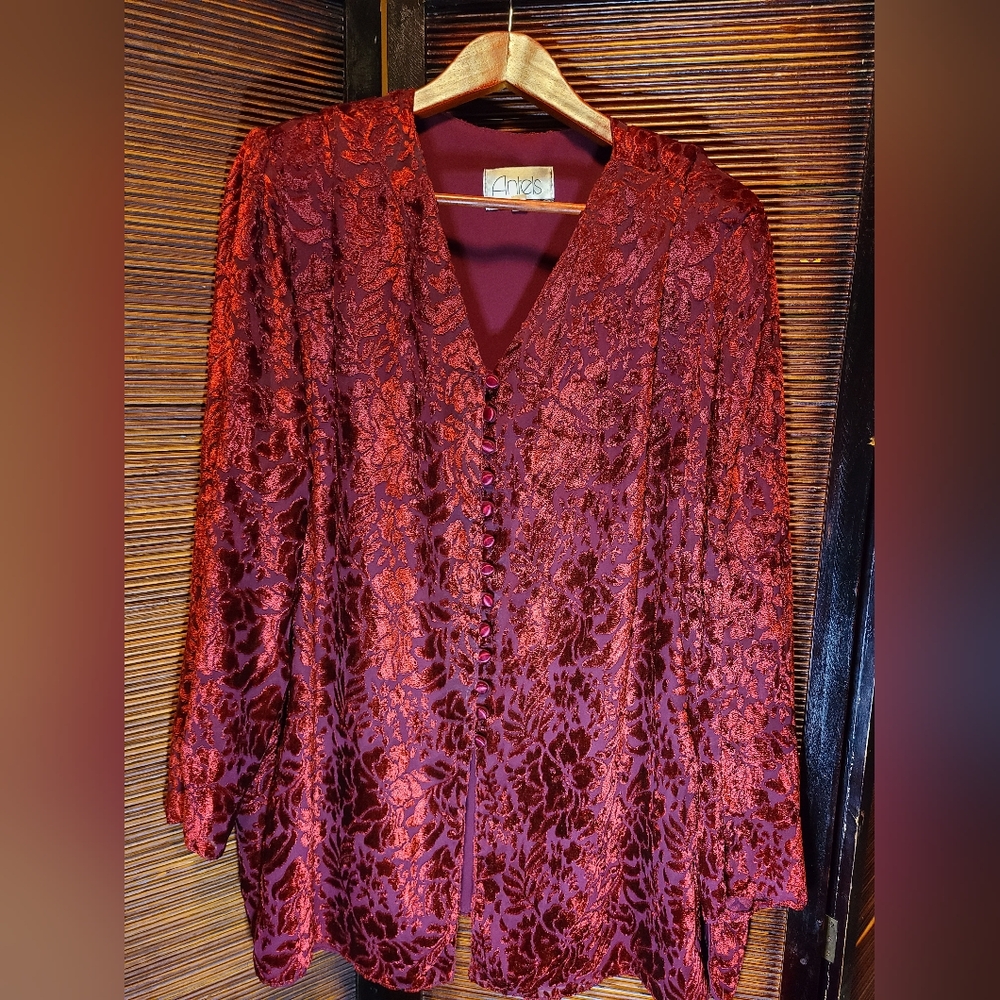 Vintage plus size dress shirt velour pattern